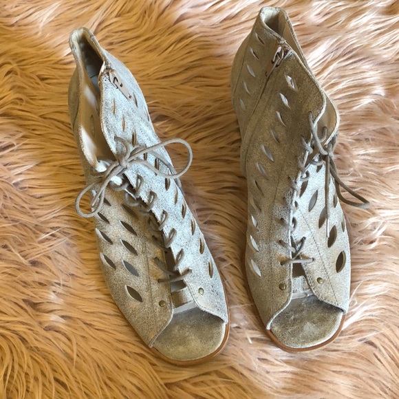 paul green bali lace up bootie